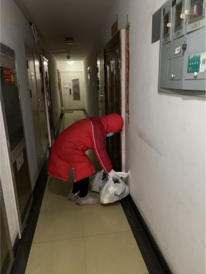 2020.2.1西城区广外街道各社区妇联抗击疫情冲一线(1) 图片26.jpg