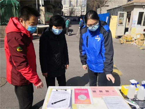 孙妍带领团队_副本.jpg
