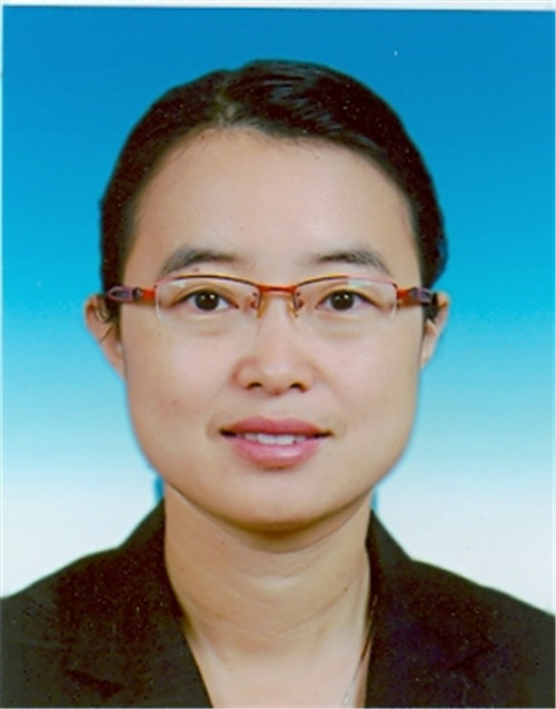 田雅莉证件照.jpg