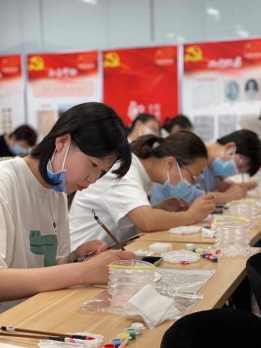 慰问女医务工作者活动照片 (4).jpg