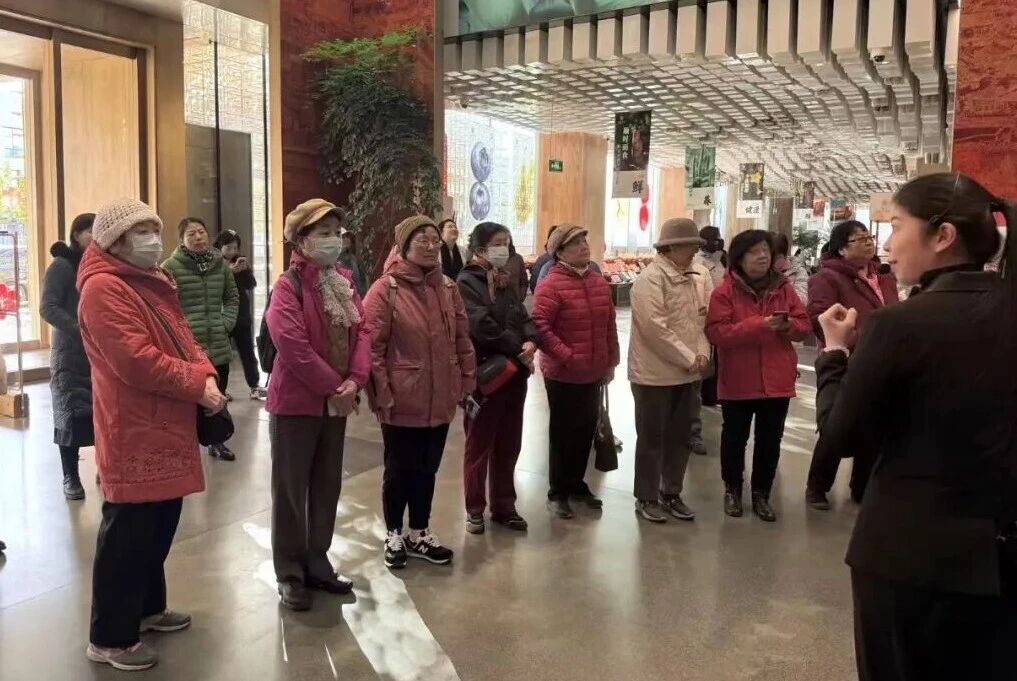 1764125150122081793.jpg 1764125150122081793.jpg