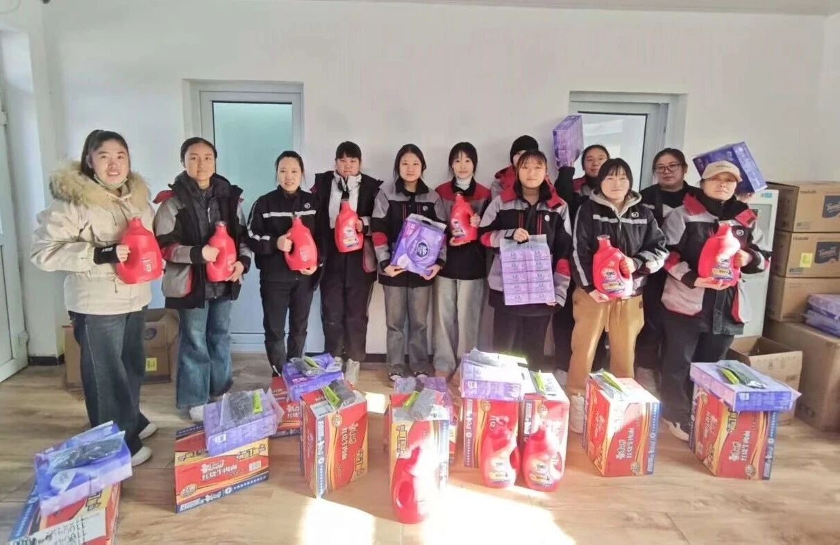 西城区妇联开展“驿路有爱 温暖驿家”冬日暖“新”慰问活动