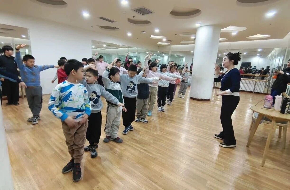 西城区妇联开展红墙“家”力量首场家庭活动